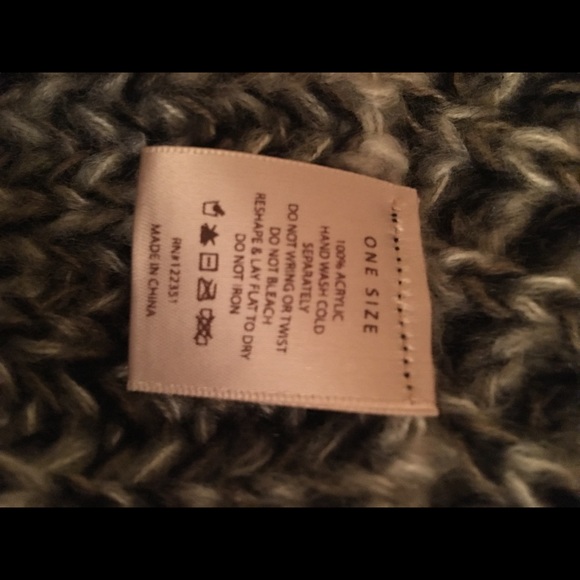 OS Fits All 🌸 Box Poncho - Picture 6 of 6